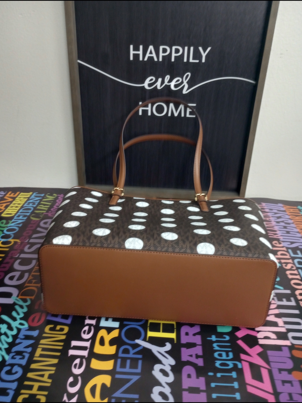 Michael Kors Brown Logo Polka Dot Tote!. - Picture 4 of 7